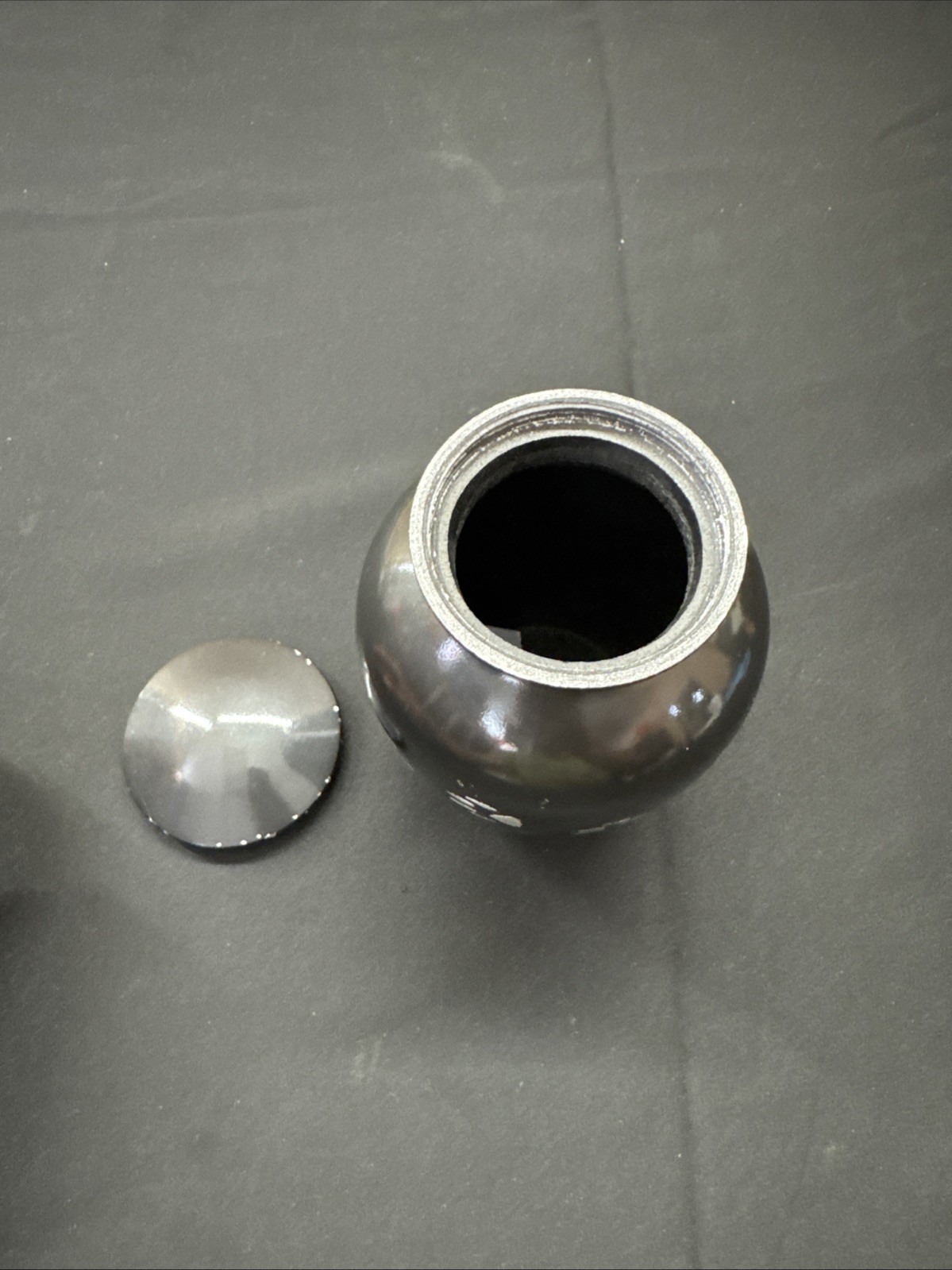 aluminum pet urn