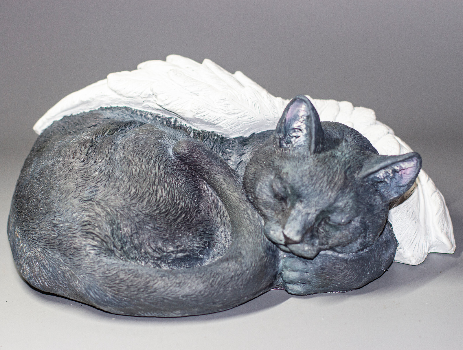 Gray Cat Angel Cremation Urn Pet Ashes Sculpture Keepsake Memorial Grave Decor
