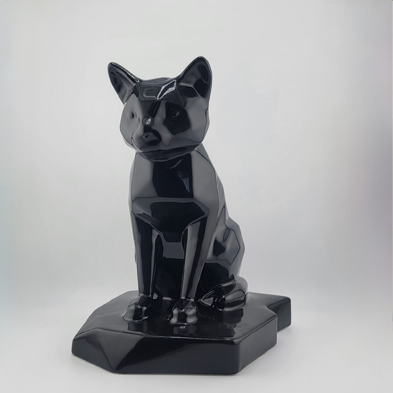 Pet Ashes Urn Geometric Cat Memorial – Glossy Ceramic – Black / White