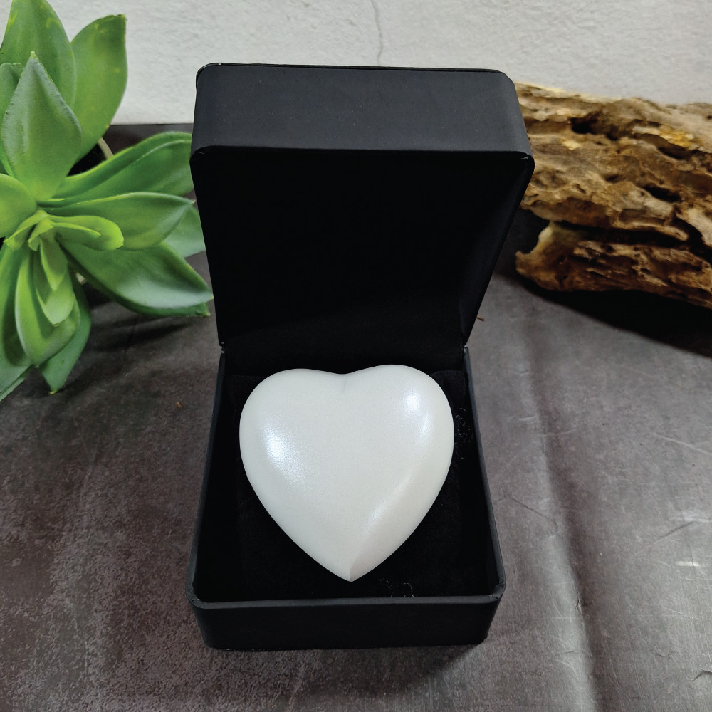 Dog, Cat, Pet Memorial keepsake Urn For Ashes Pearl White Heart