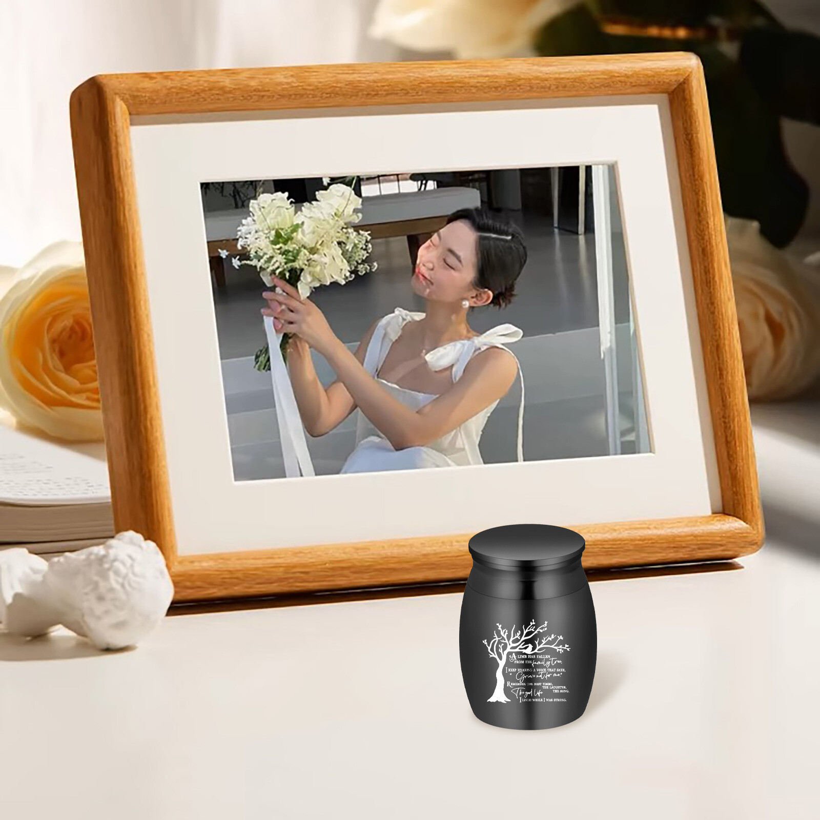 Small Keepsake Urns for Human / Pet Ashes 1.57 Inch Mini Cremation Urn for Ashes