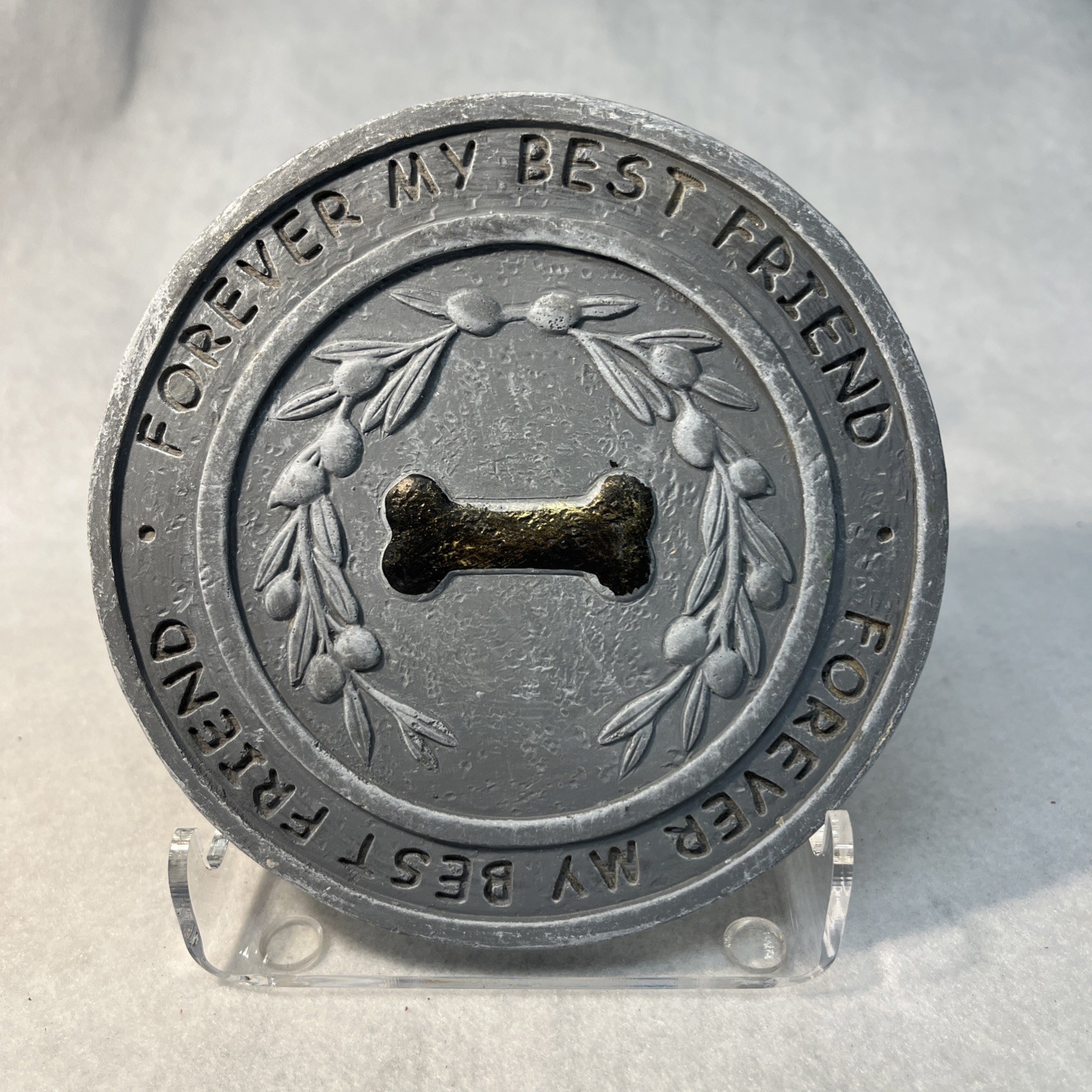 FOREVER MY BEST FRIEND RAINBOW BRIDGE PET DOG BONE REMEMBRANCE GARDEN STONE