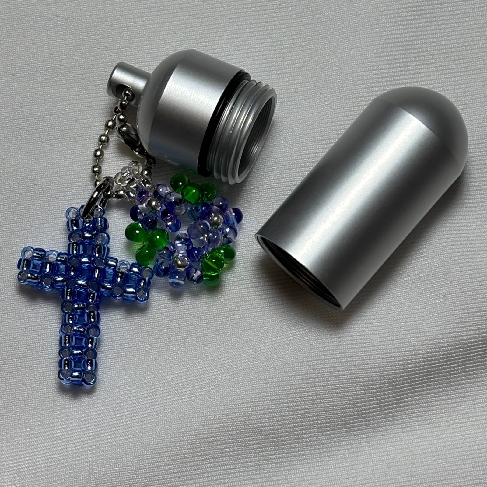 Cremation Ashes Keychain – Cremation Keepsake(blue cross and blue ornaments)
