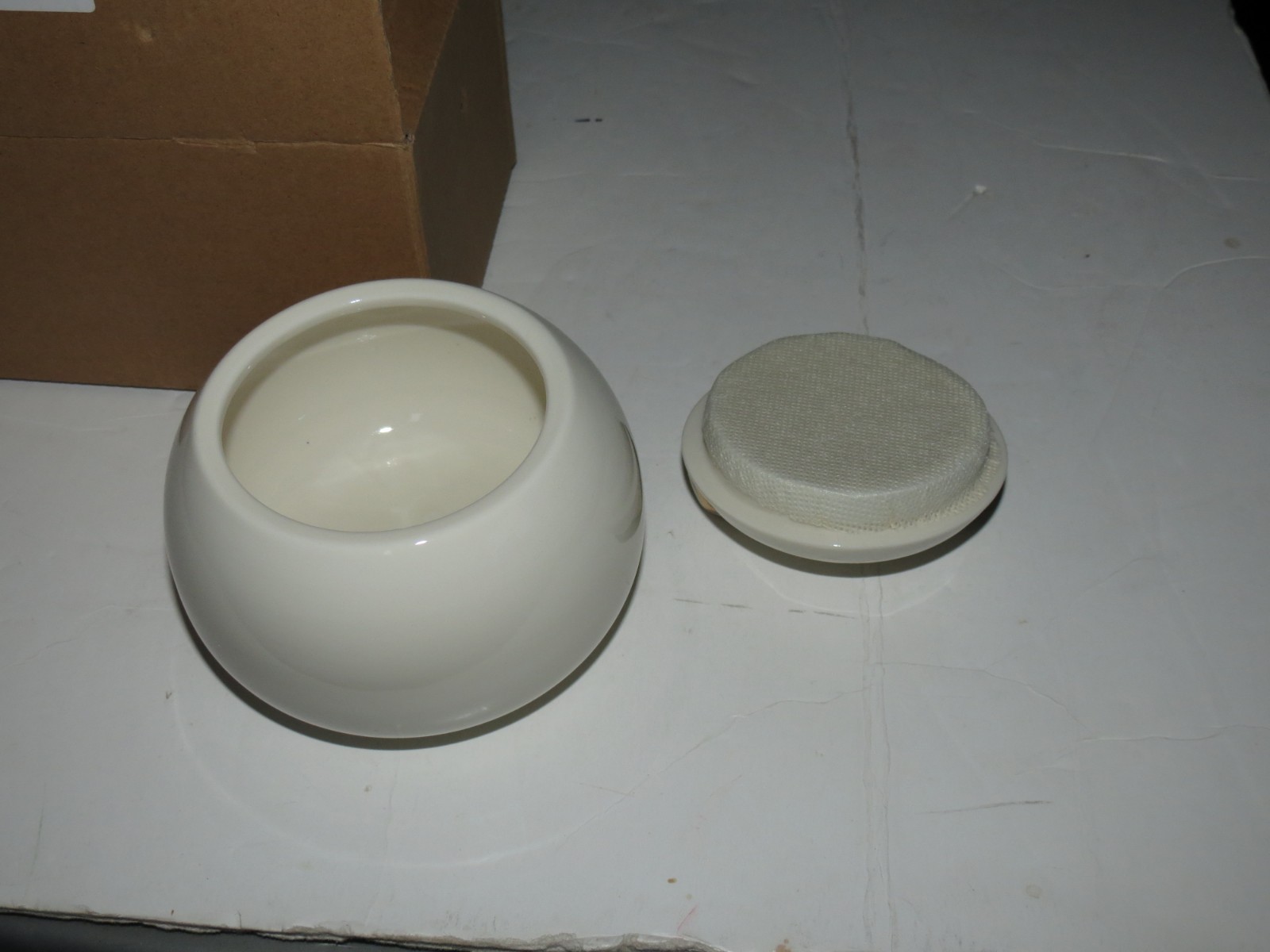 Ceramics Pet Urn Pot Funeral Cat Memorial Large Ash Storage White Squat