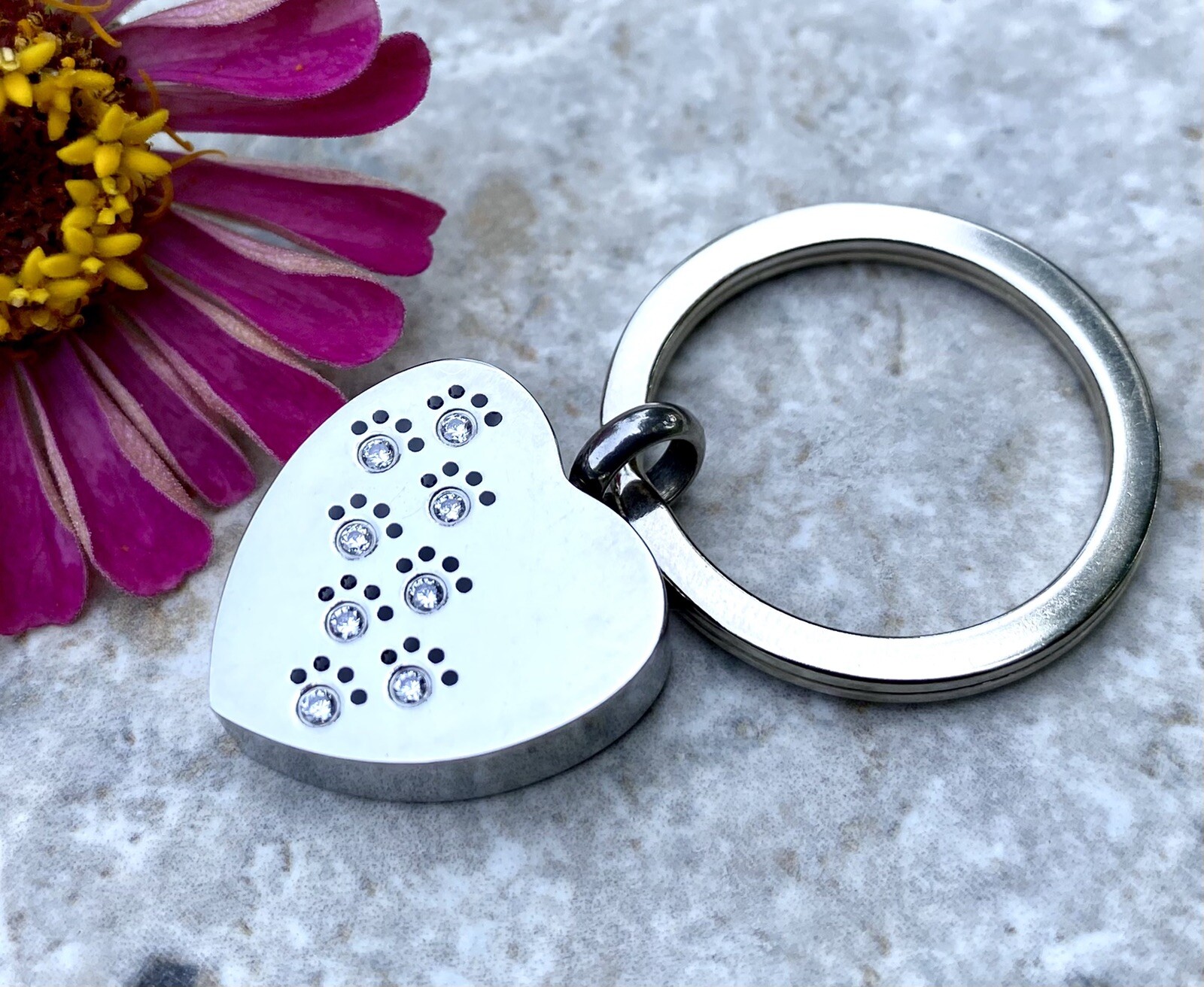 Pet Cremation Pendant Urn Keychain 1″ Key Ring for Ashes Dog Cat Paw Print Heart
