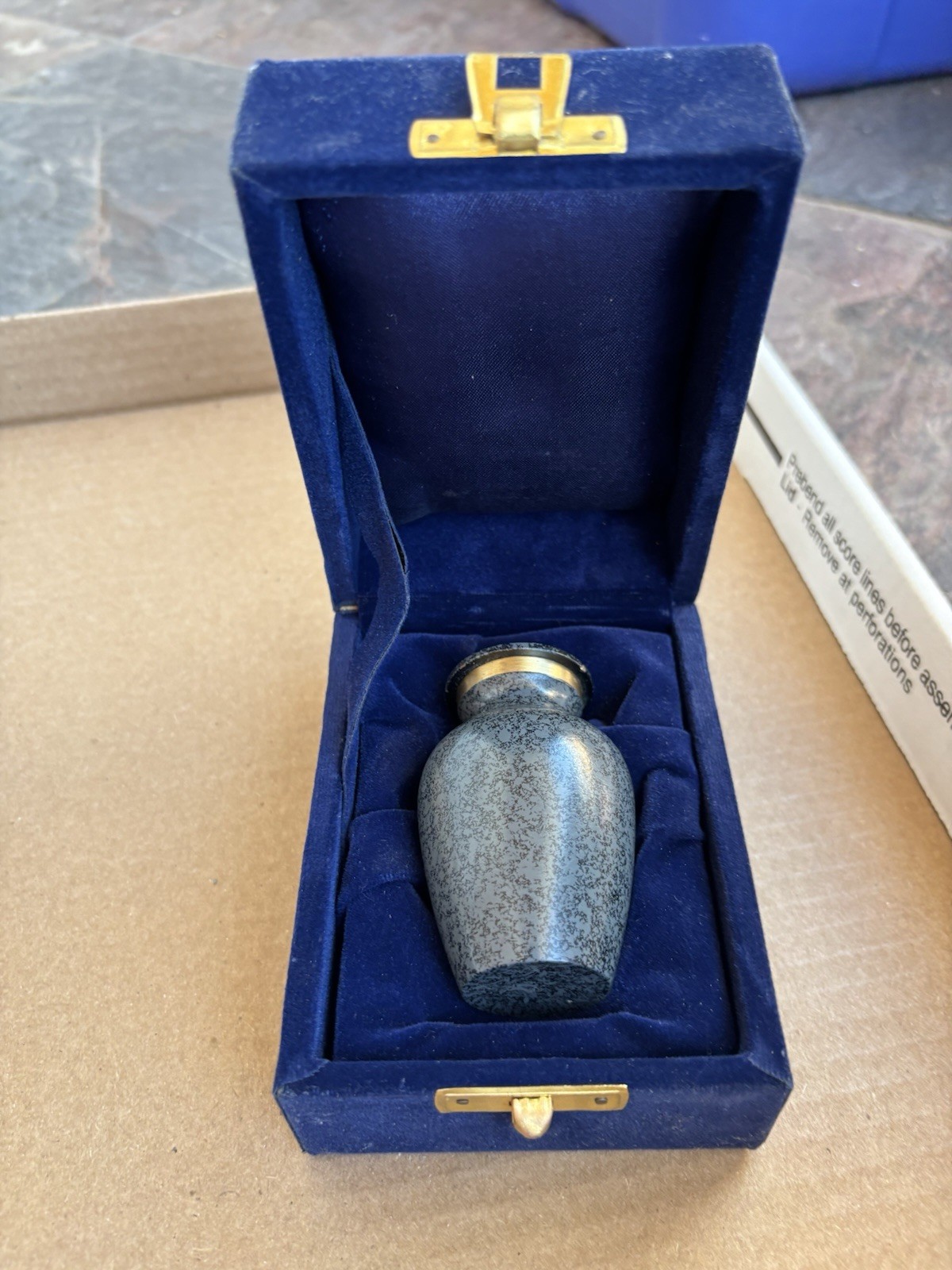 Small Metal Granite Pet Urn for Ashes with Velvet Display Storage Box (USED)