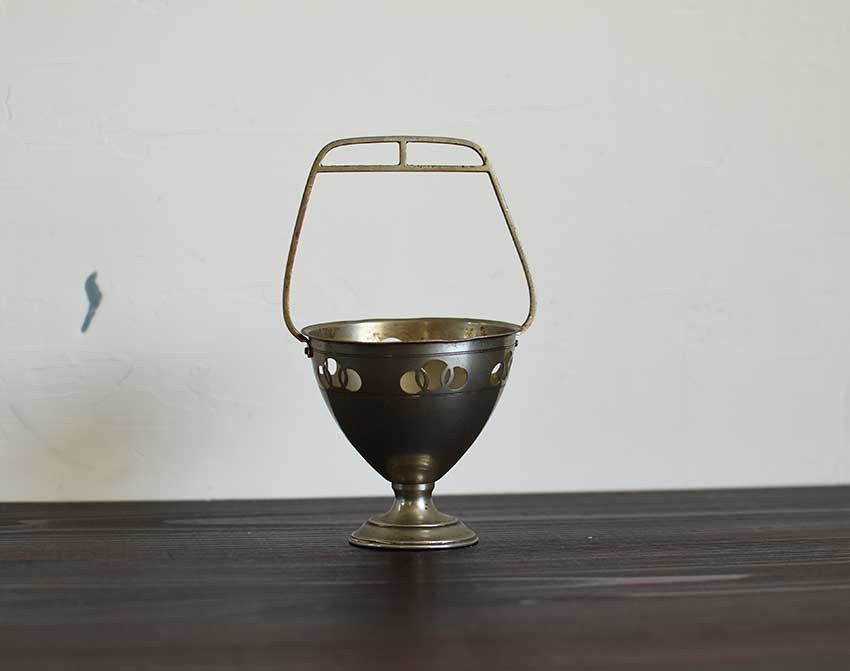Flower Vase (Handled Pot)