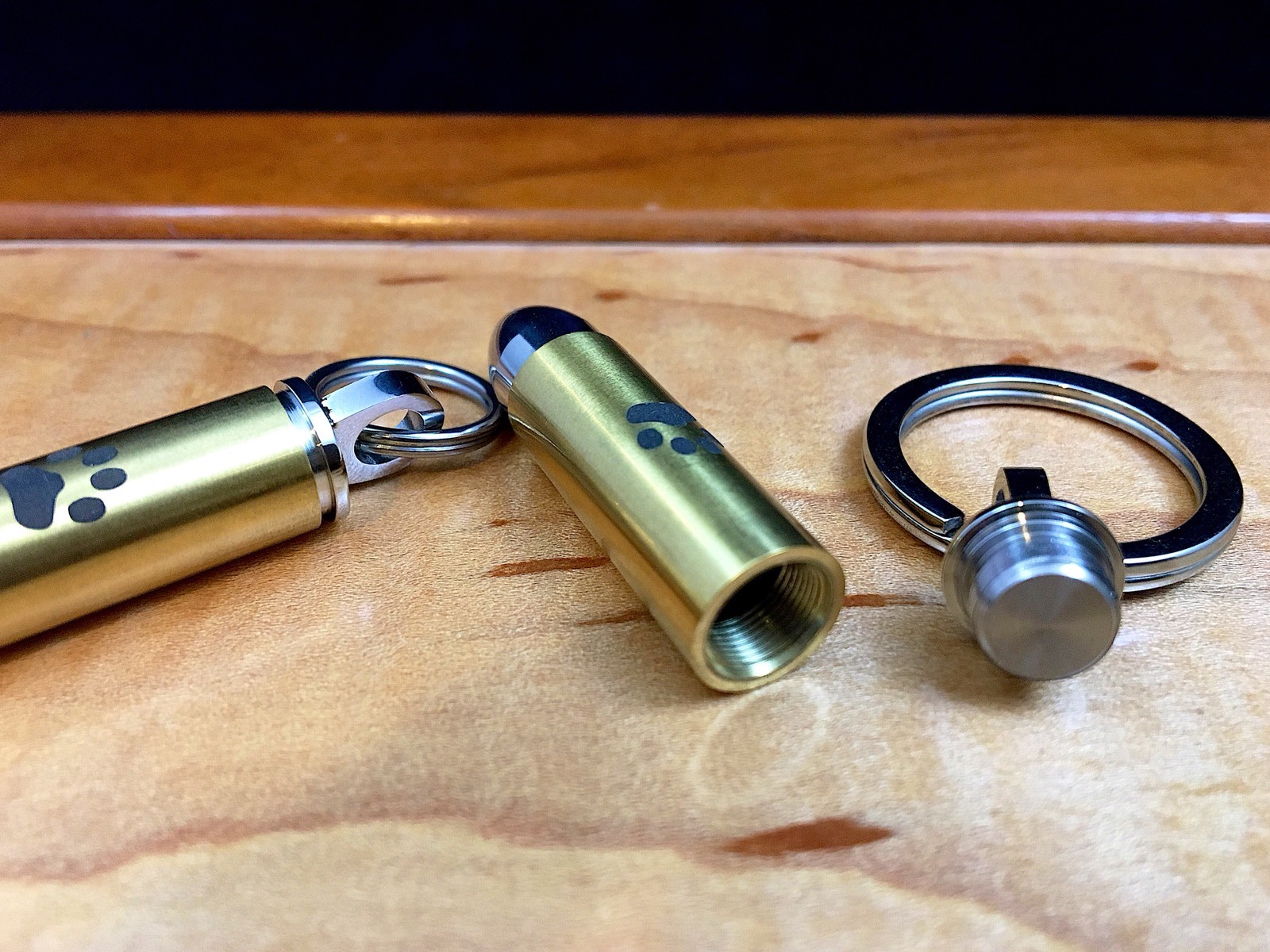 Mens Golden Bullet Cremation Pendant Urn Keychain 1″ Key Ring for Ashes Pet Dog