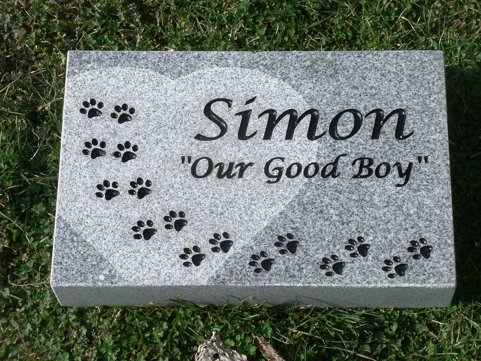 Personalized pet memorial headstone grave marker 12 x 8″ custom engraved granite
