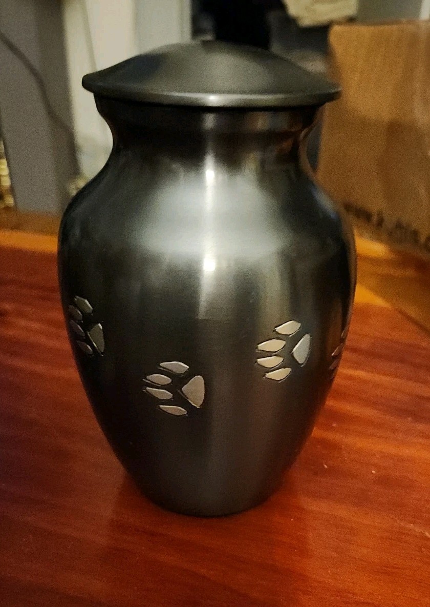 aluminum pet urn