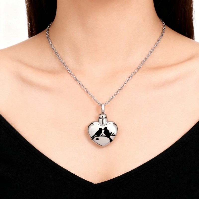 Personalizeds Dog/Cats Cremation Jewelry Heart-Shape Pendants Urn Necklaces Gift