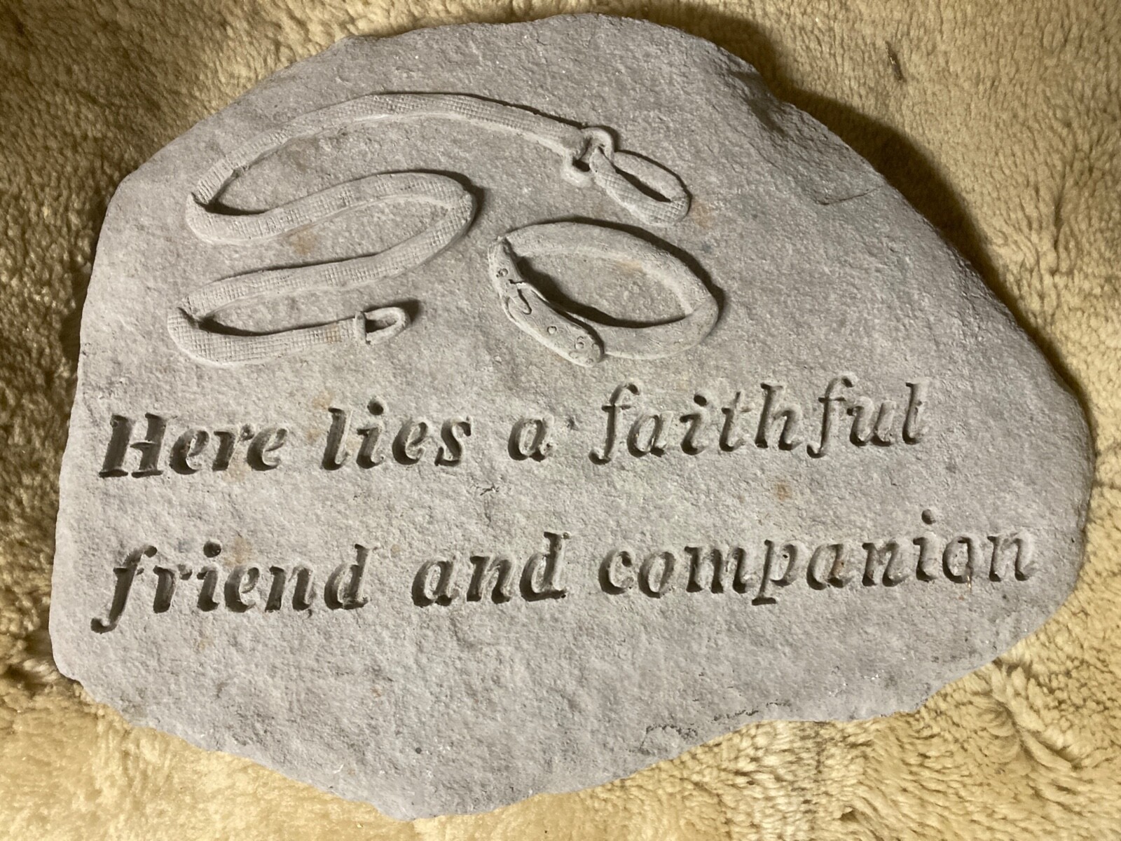 Here Lies A Faithful Friend And Companion – Empty Collar, NEW Dog Stone Memorial