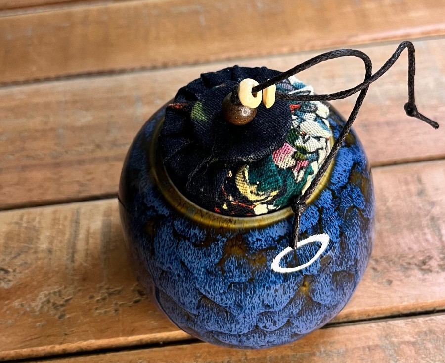 Pet Urn Bone Ash Cremains Ceramic Resting Place for your pet