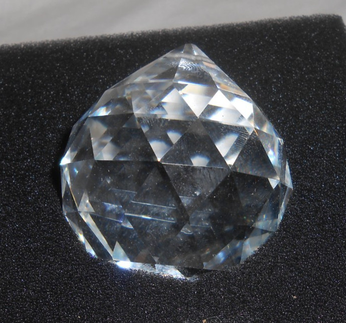 Modern Grief Gift, 40mm Crystal Ornament Rainbow Maker, Unique Memorialight