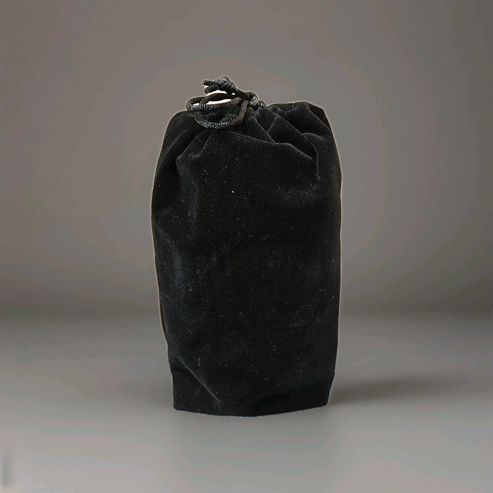Premier Series Pet Urn for Dogs and Cats (Small – Pets Up To 25 Lbs) Ebony Alum