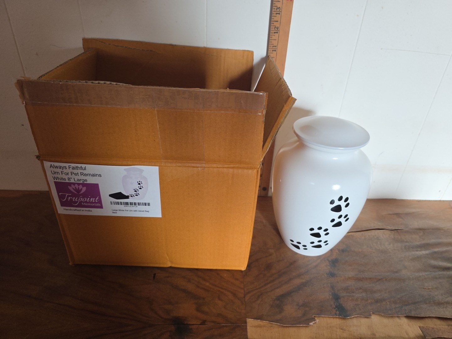 8 Inch Pet Urn