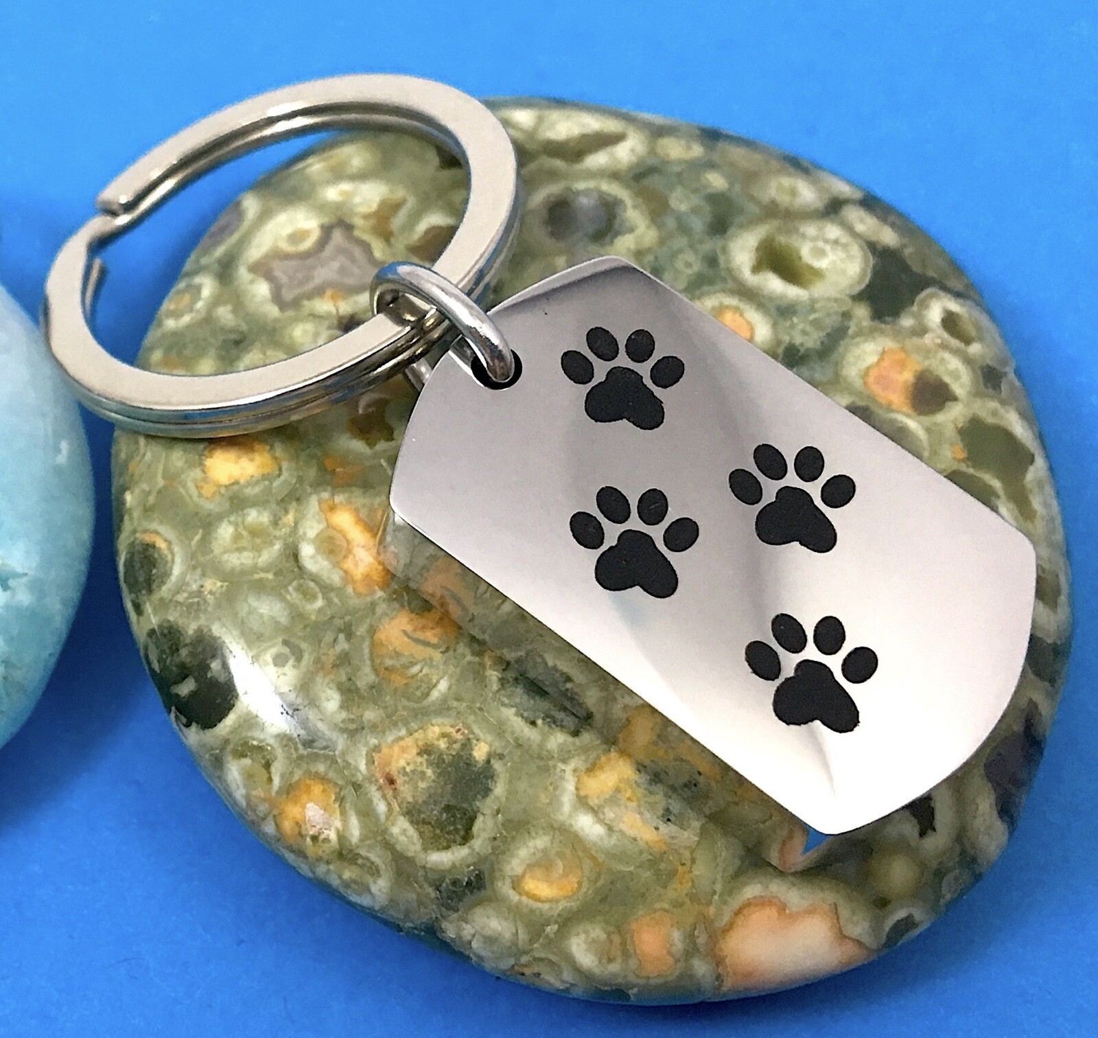 Paw Print Dog Tag Shape Pet Cremation Pendant Urn Keychain 1″ Key Ring Ashes Cat
