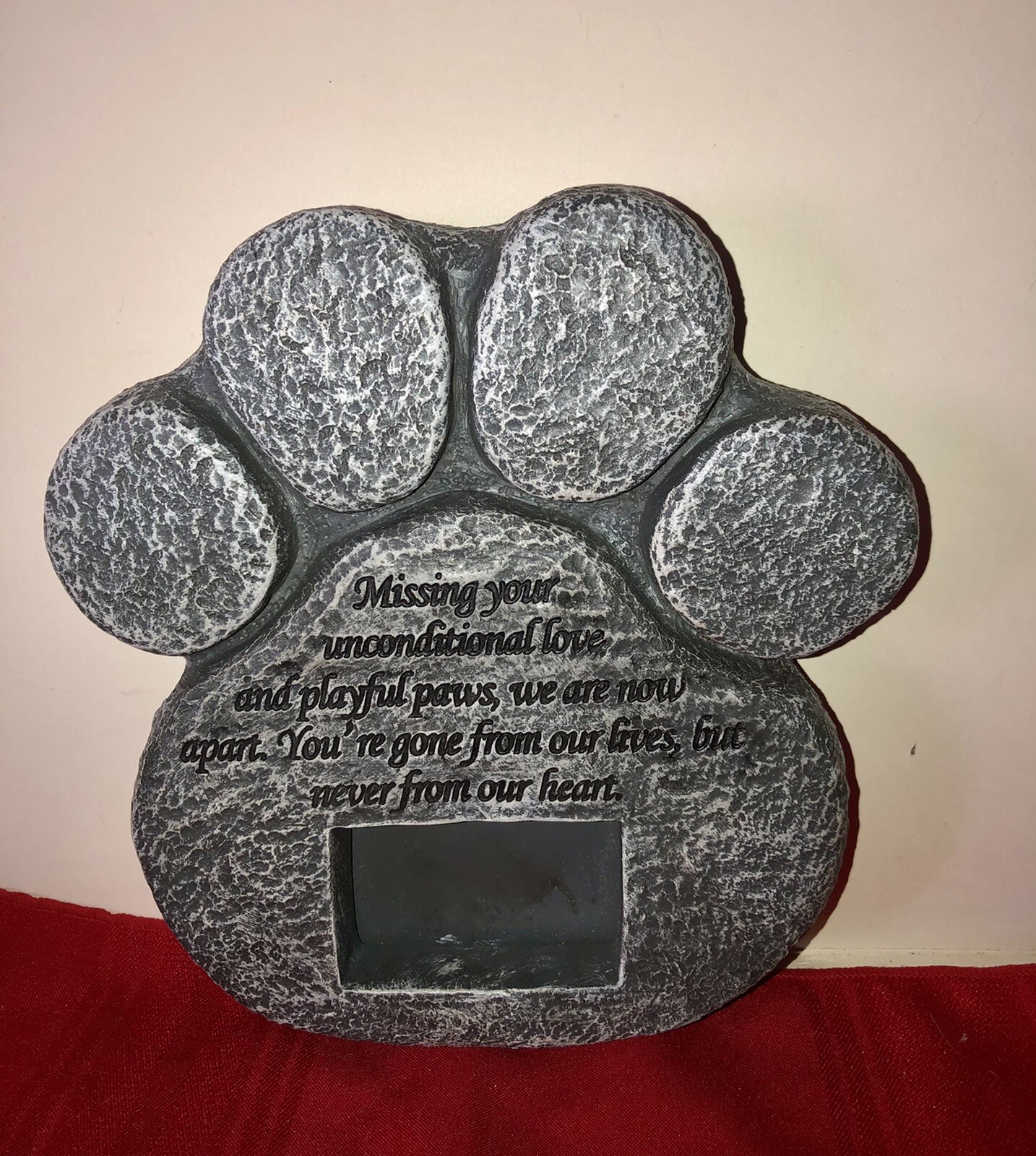 DOG/ CAT PAW PRINT SHAPED PET MEMORIAL INSERT PHOTO HAS LOVING POEM SENTIMENT