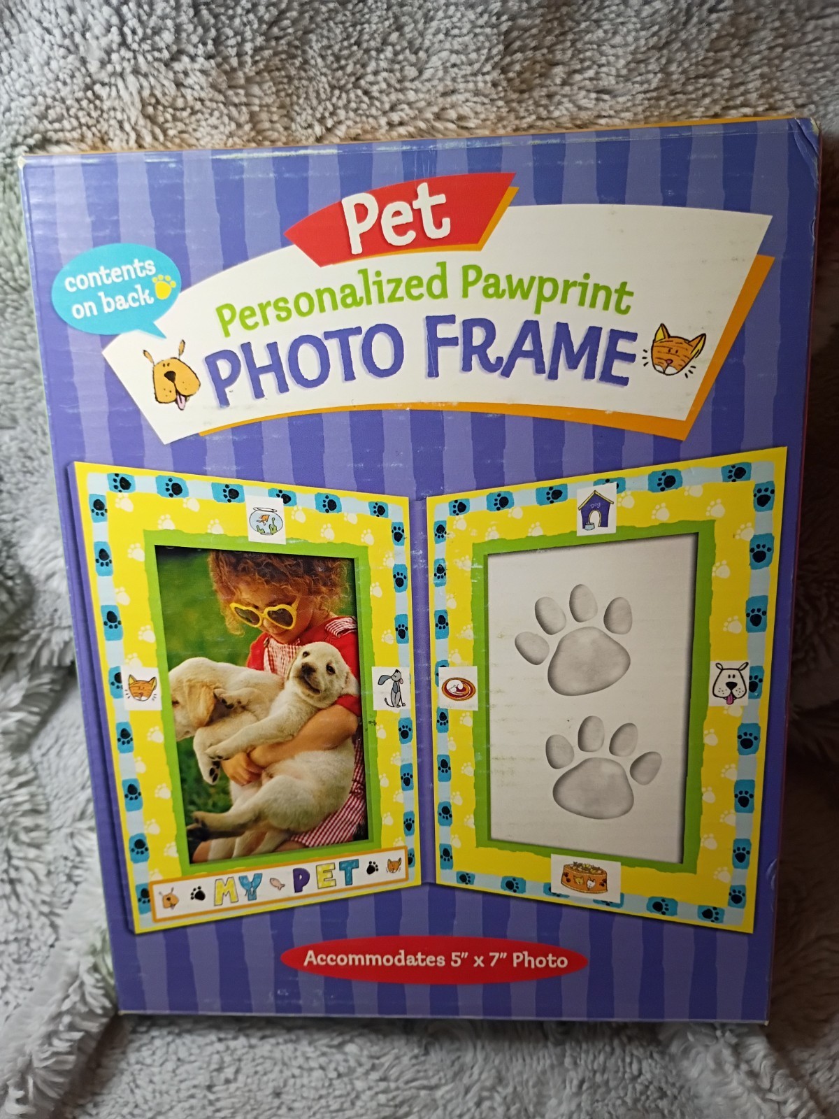 NIB Pet Personalized Pawprint 5×7 Photo Frame Plaster Mold Stickers Instructions