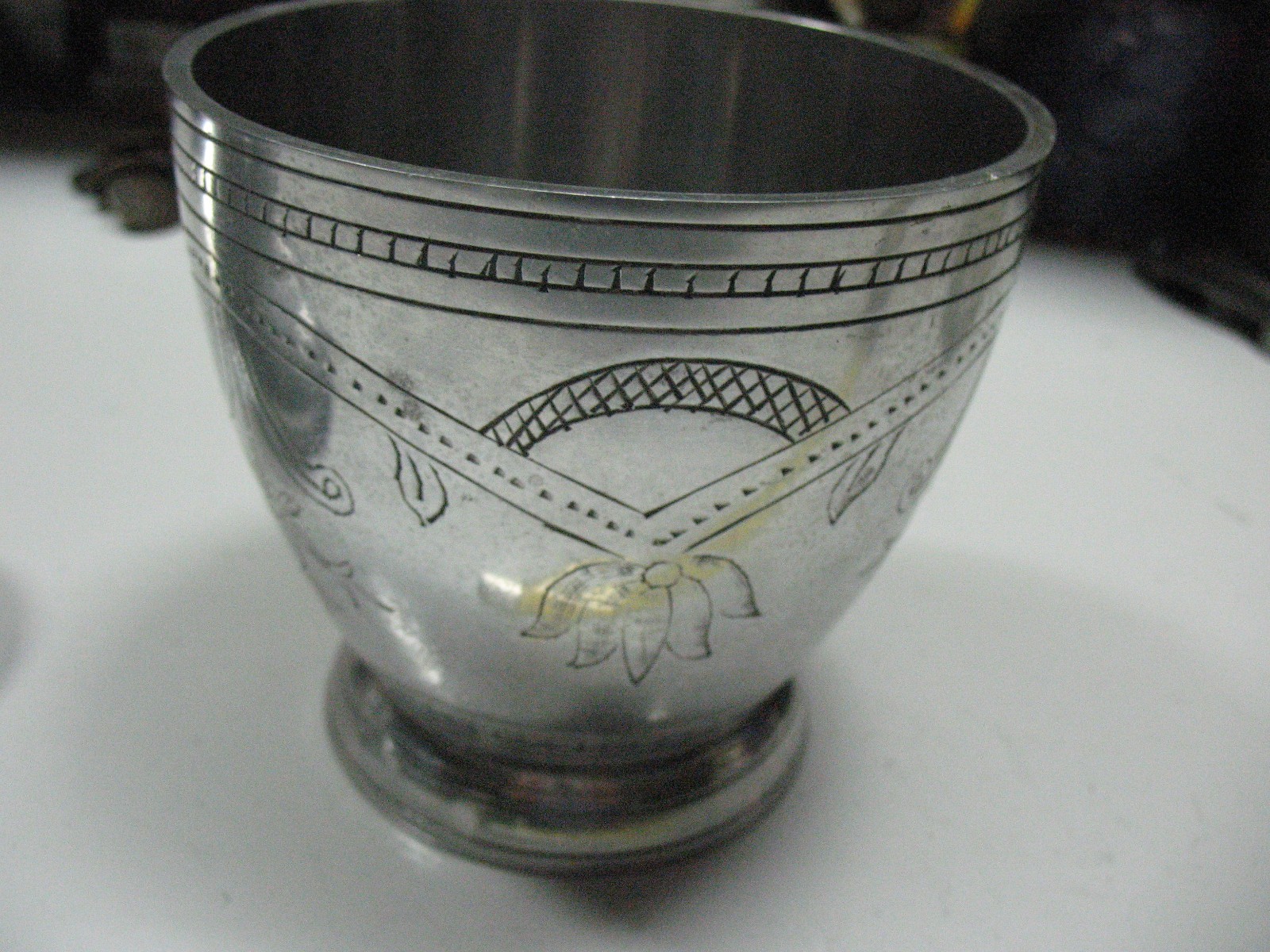 VINTAGE HAND CHASED URN SPUN ALUMINUM 6” TALL HAND MADE