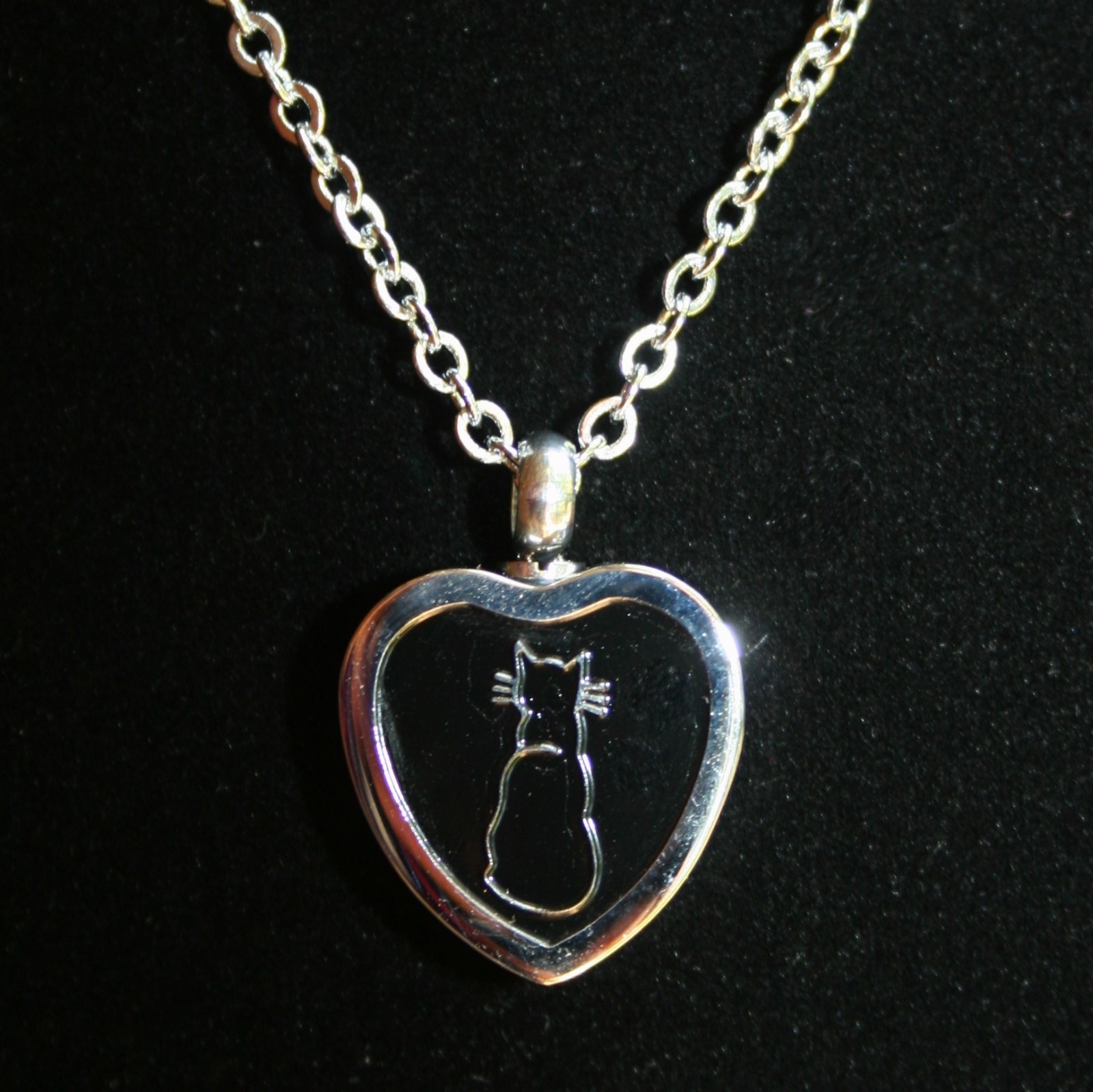 Cat Cremation Necklace Jewelry Pendant Urn for Ashes Memorial Gift Black Kitty