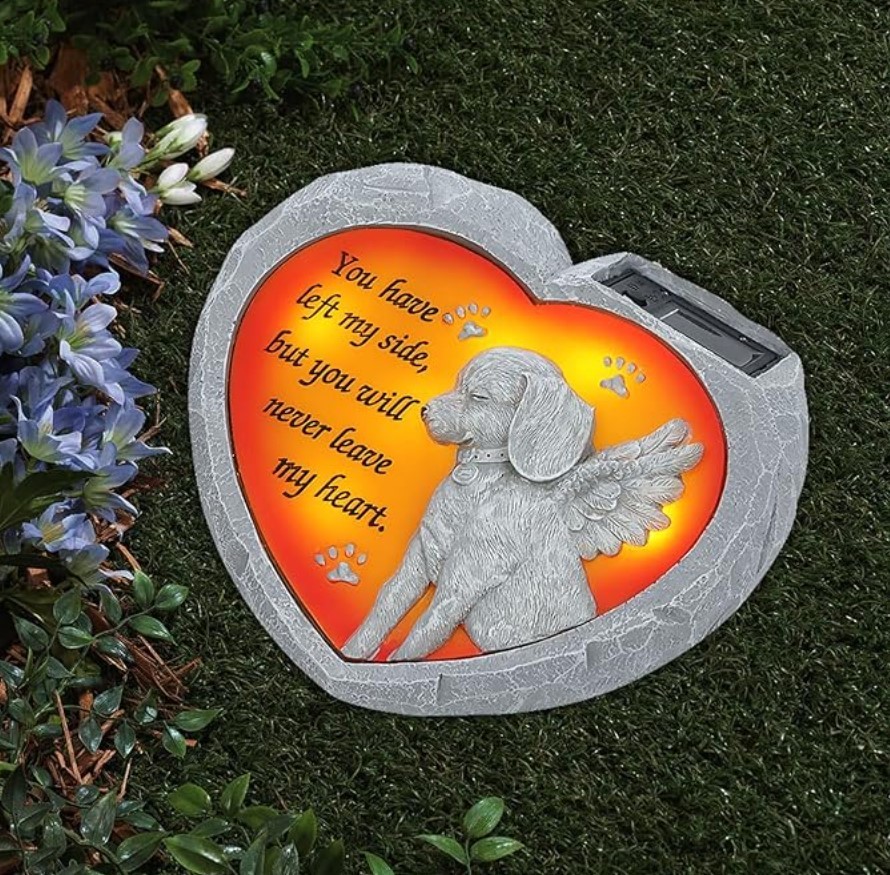 NEW! Dog Pet Memorial Marker/Stone Solar Heart Shaped Pet Memorial Headstone