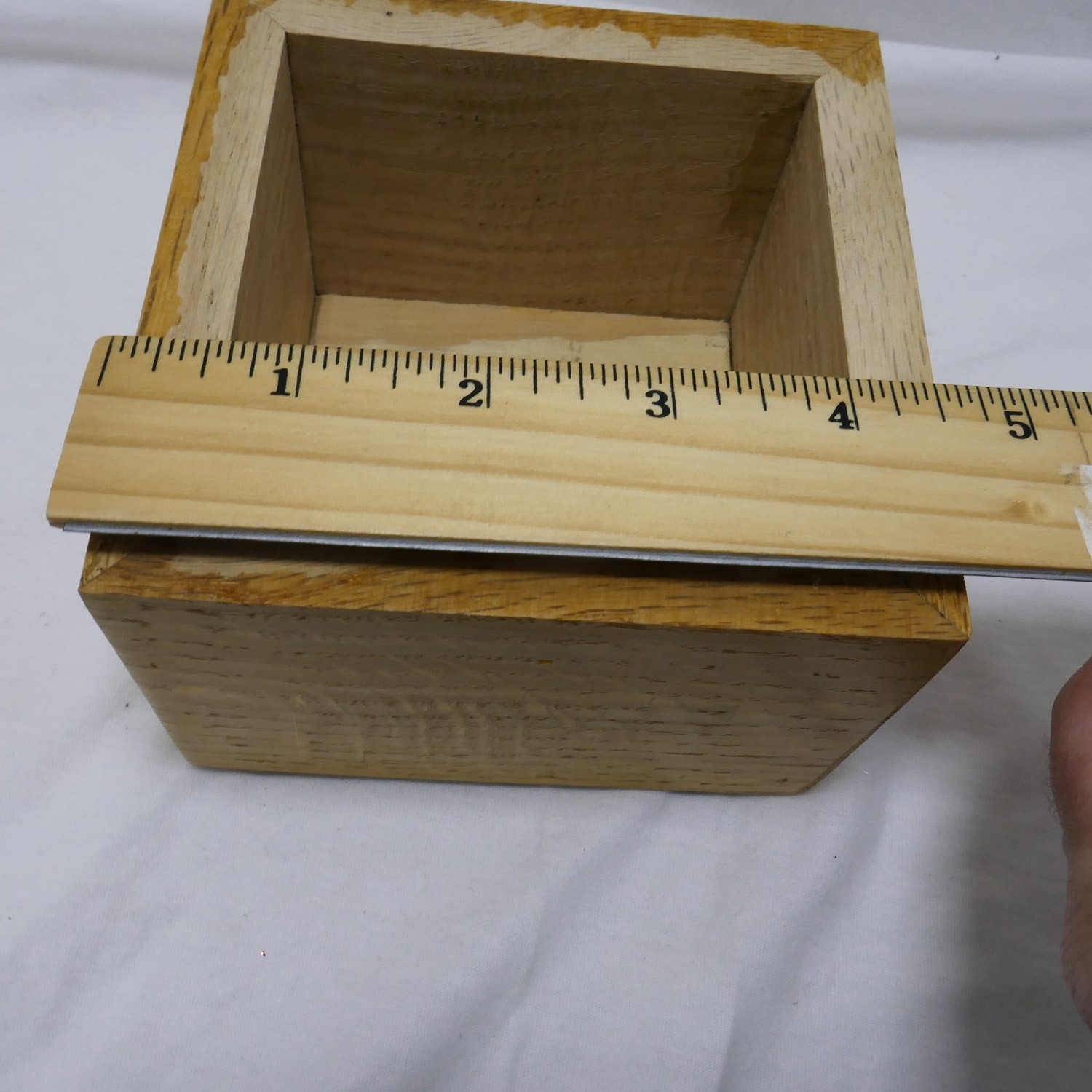 Pet Memorial Cremation Urn- Small Dog Or Cat – Solid Oak with golden Oak Finish