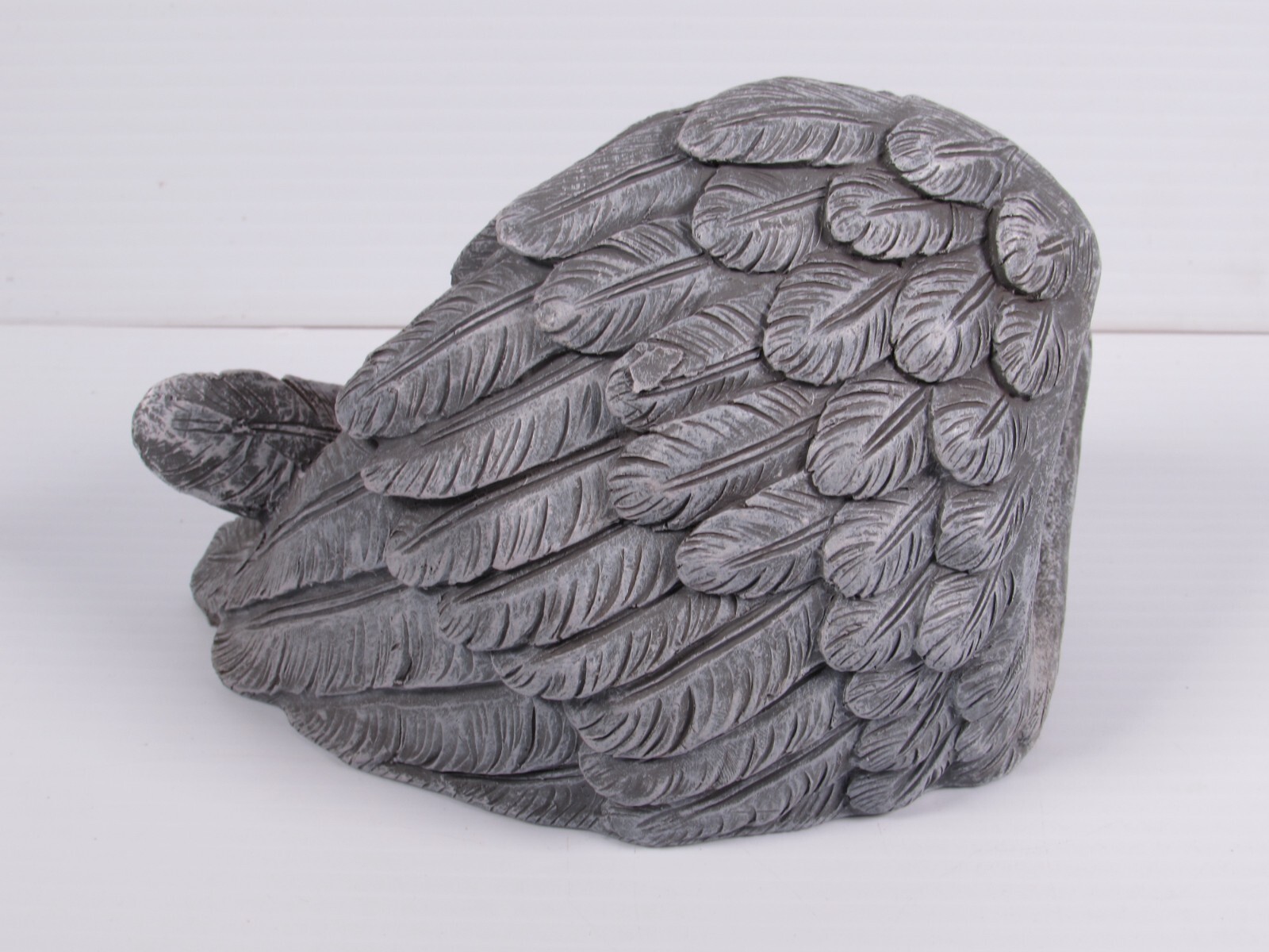 Pet Cat Memorial Sleeping Kitten Statue Angel Wings Grave Marker Keepsake