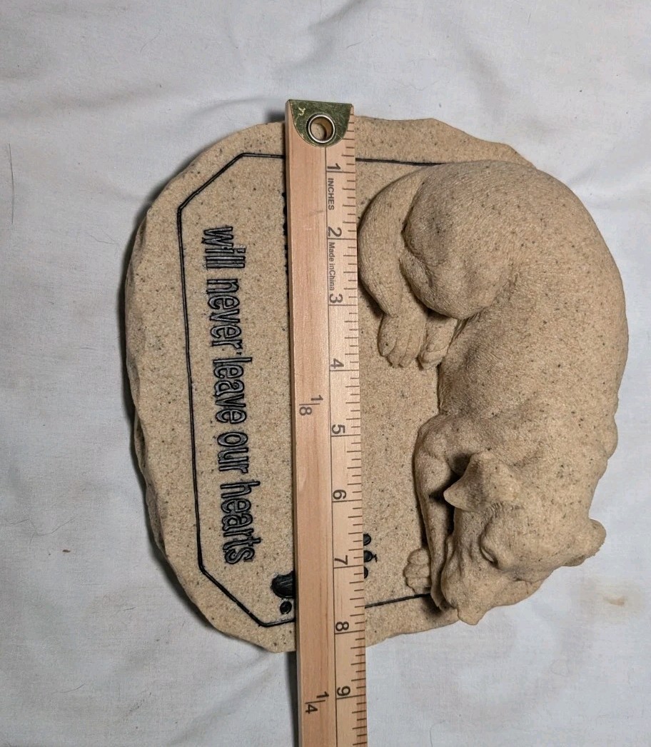 PET DOG Memorial Stone PAW PRINTS Free Standing Remembrance 3D Brown Plaque