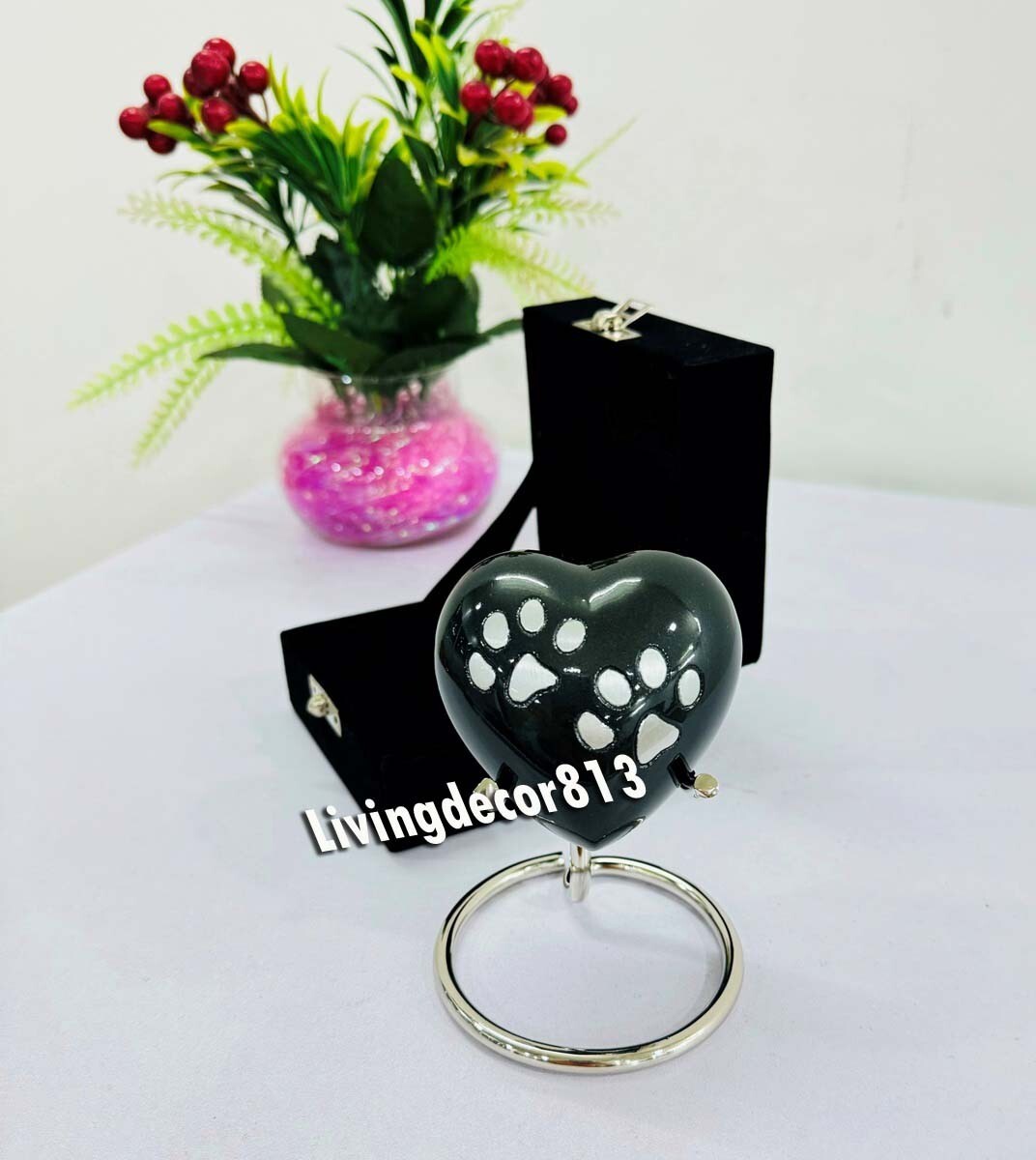 Small heart cremation urn for human ashes – premium box and heart urn standard