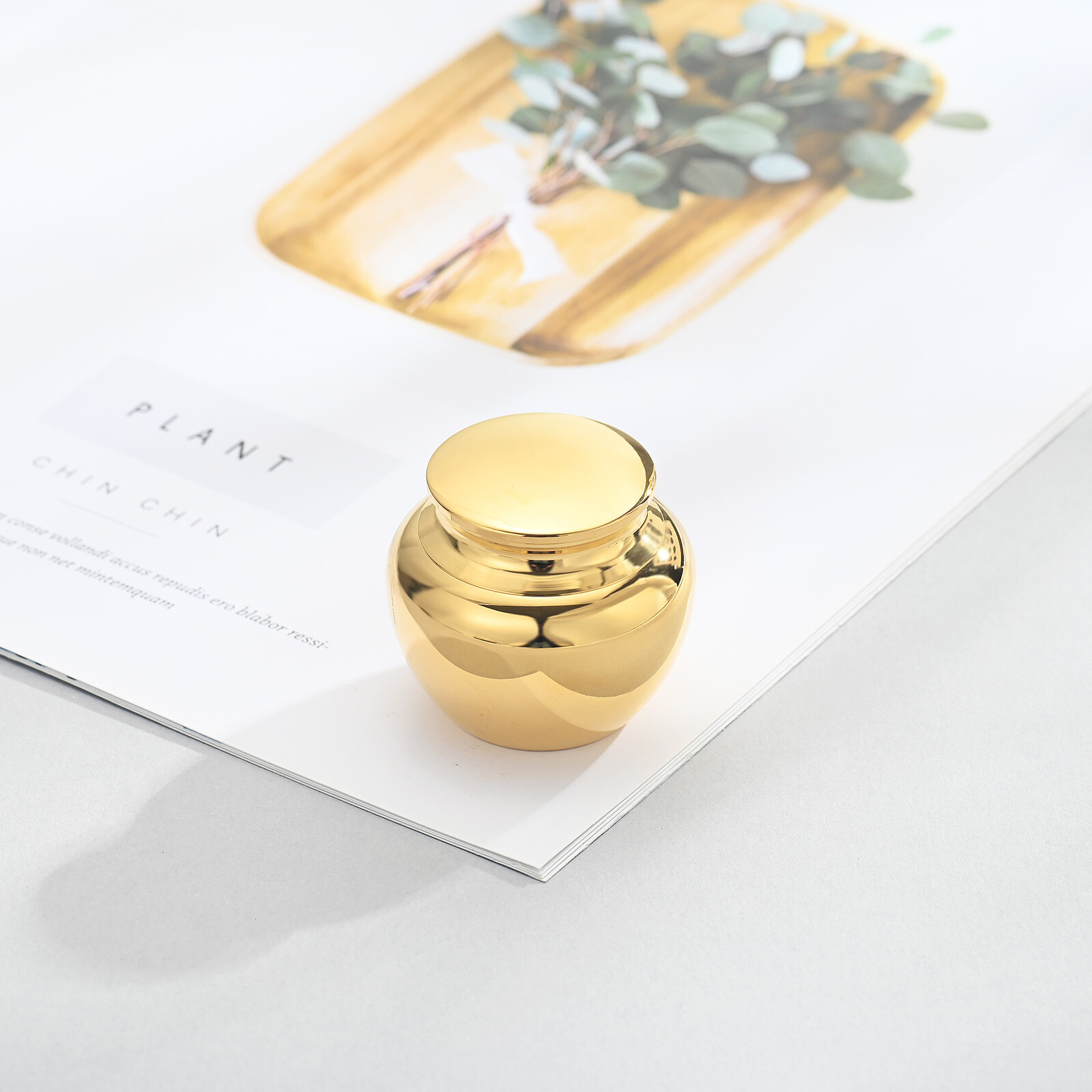 Small Keepsake Urns for Human Ashes 40*43 MM Memorial Cremation Urns for Ashes