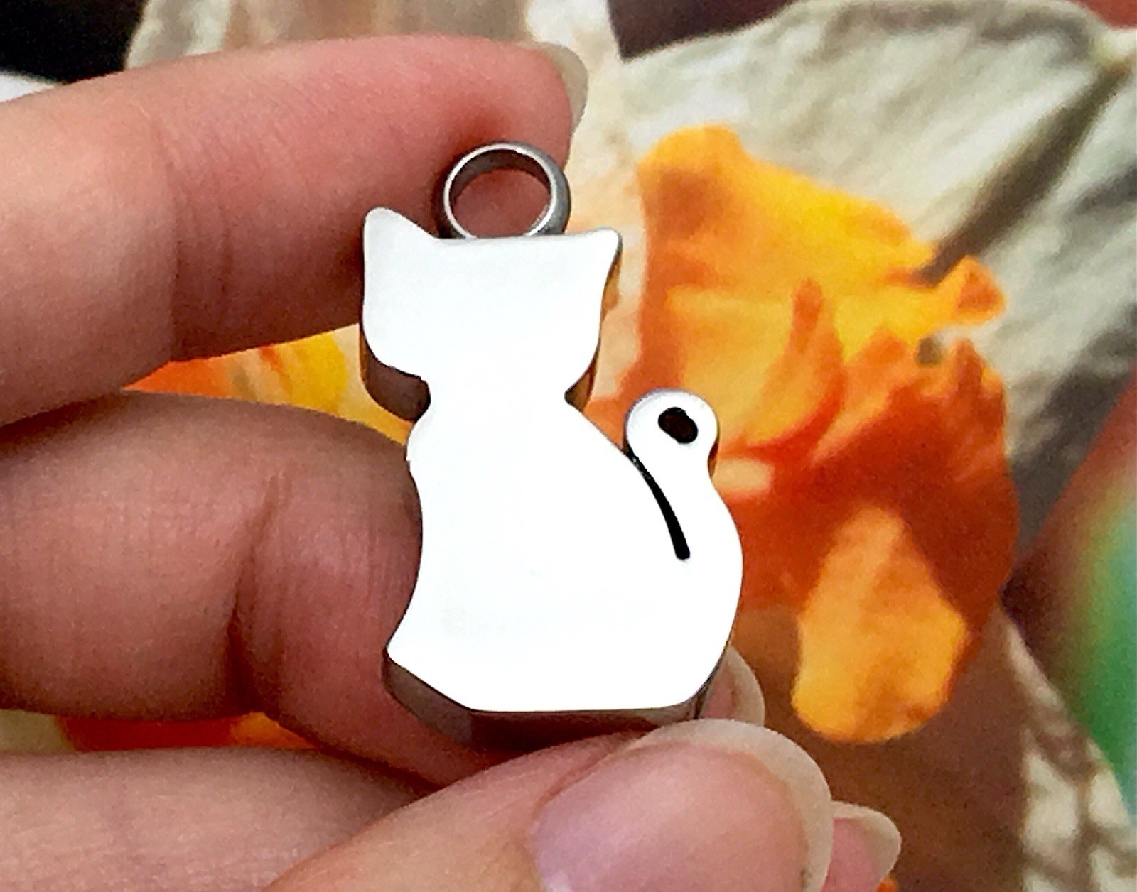 Cat Cremation Pendant Urn Keychain 1″ Key Ring for Ashes Silver Kitty Shaped Gif