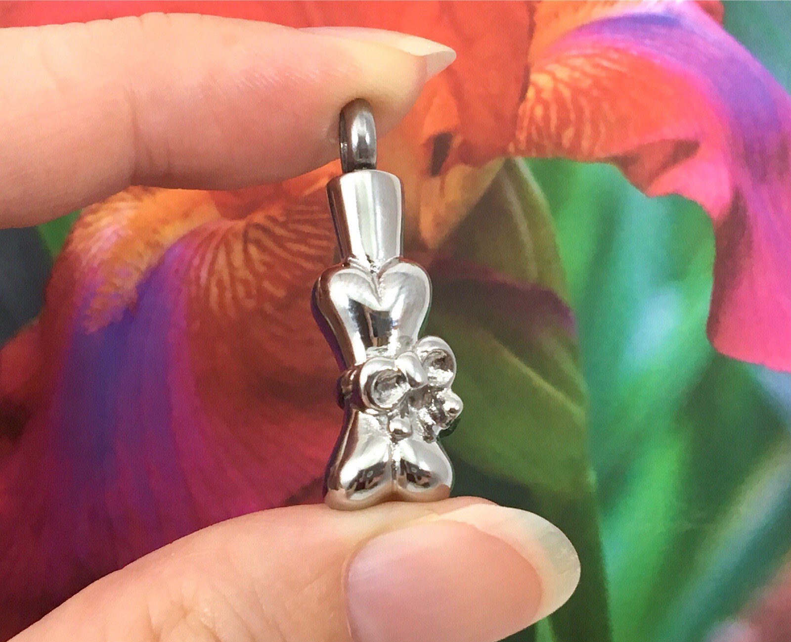 Dog Cremation Pendant Urn Keychain 1″ Key Ring for Ashes Pet Bone Silver Ribbon