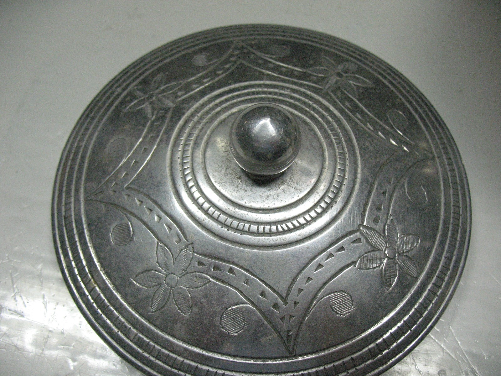VINTAGE HAND CHASED URN SPUN ALUMINUM 6” TALL HAND MADE