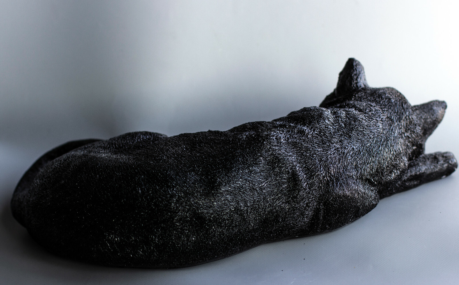 Sleeping Cat Cremation Urn Pet Ashes Black Memorial Statue Grave Ornament Animal