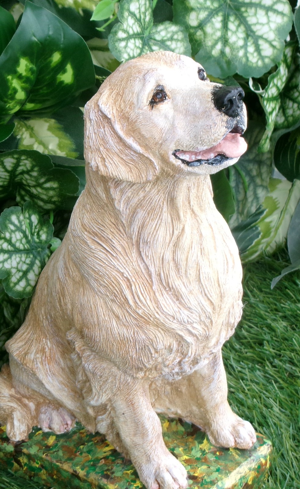 Golden Retriever Concrete Dog Statue Custom Painted Pet Loss Memorial Stone Dog