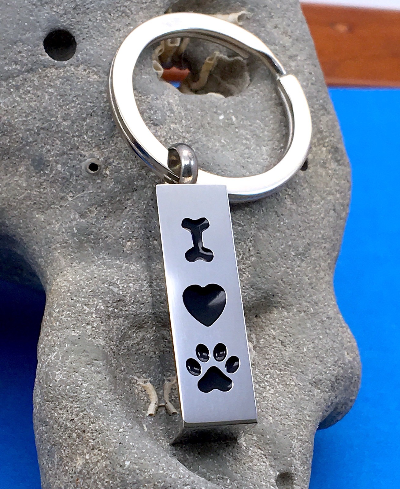 Pet Cremation Pendant Urn Keychain 1″ Key Ring for Ash Dog Bone Paw Print Heart
