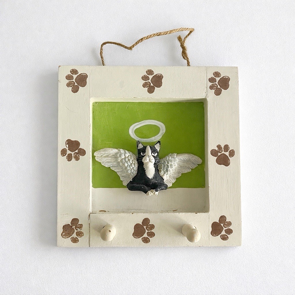 Angel Cat Tuxedo Wood Wall Hook Frame Paw Print Key Holder Vintage Cottage Core
