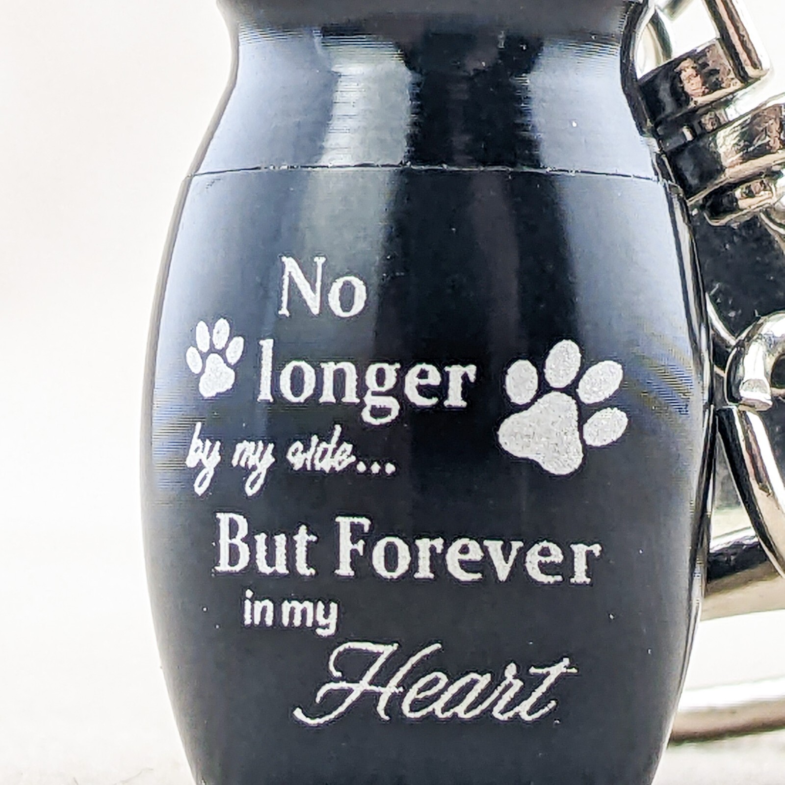 u16d Miniature blk ashes urn & Pet Paw charm Metal Cremation keychain mourning
