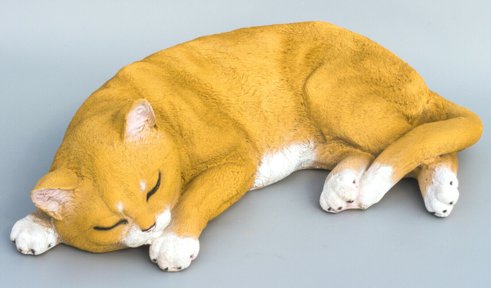 Sleeping Cat Memorial Statue Garden Large Pet Sculpture Grave Ornament Animals
