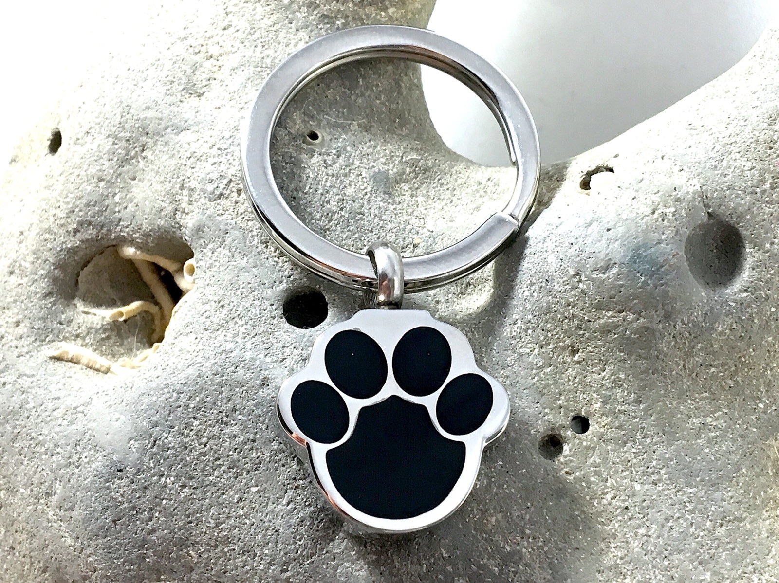 Pet Cremation Pendant Urn Keychain 1″ Key Ring for Ashes Dog Cat Paw Print Paws