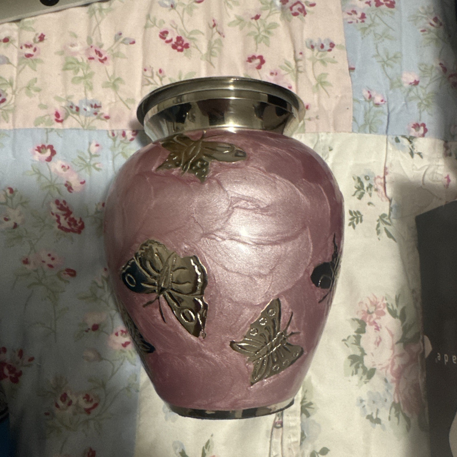 Pink Urn For Dogs And Cats W Butterflys