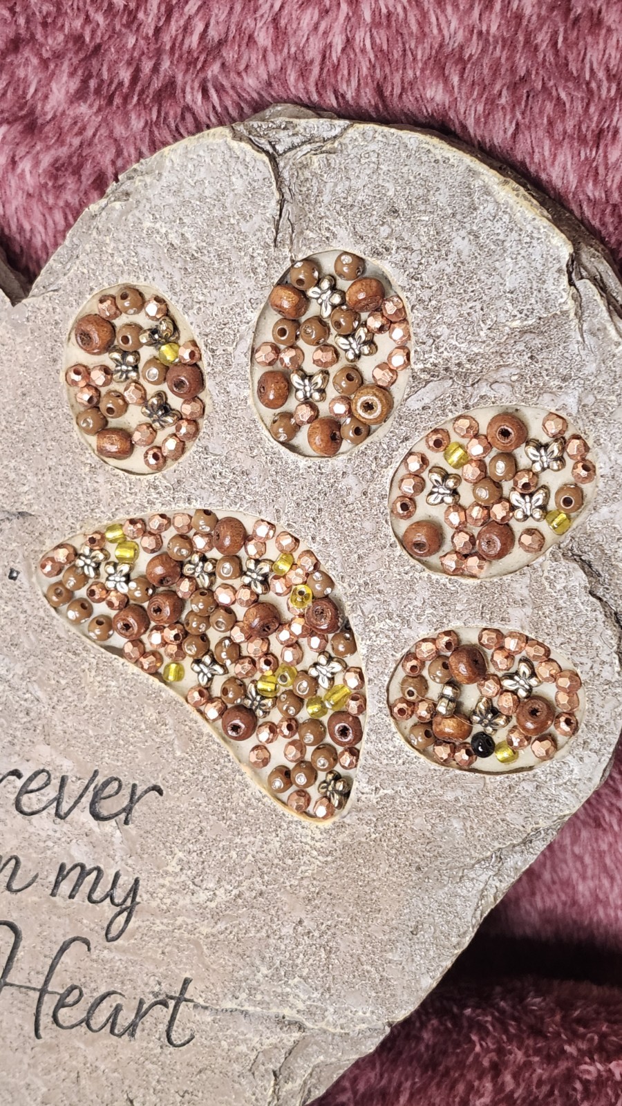 Carson Pet Footprints Beadworks Garden Stone featuring the inscription “No…