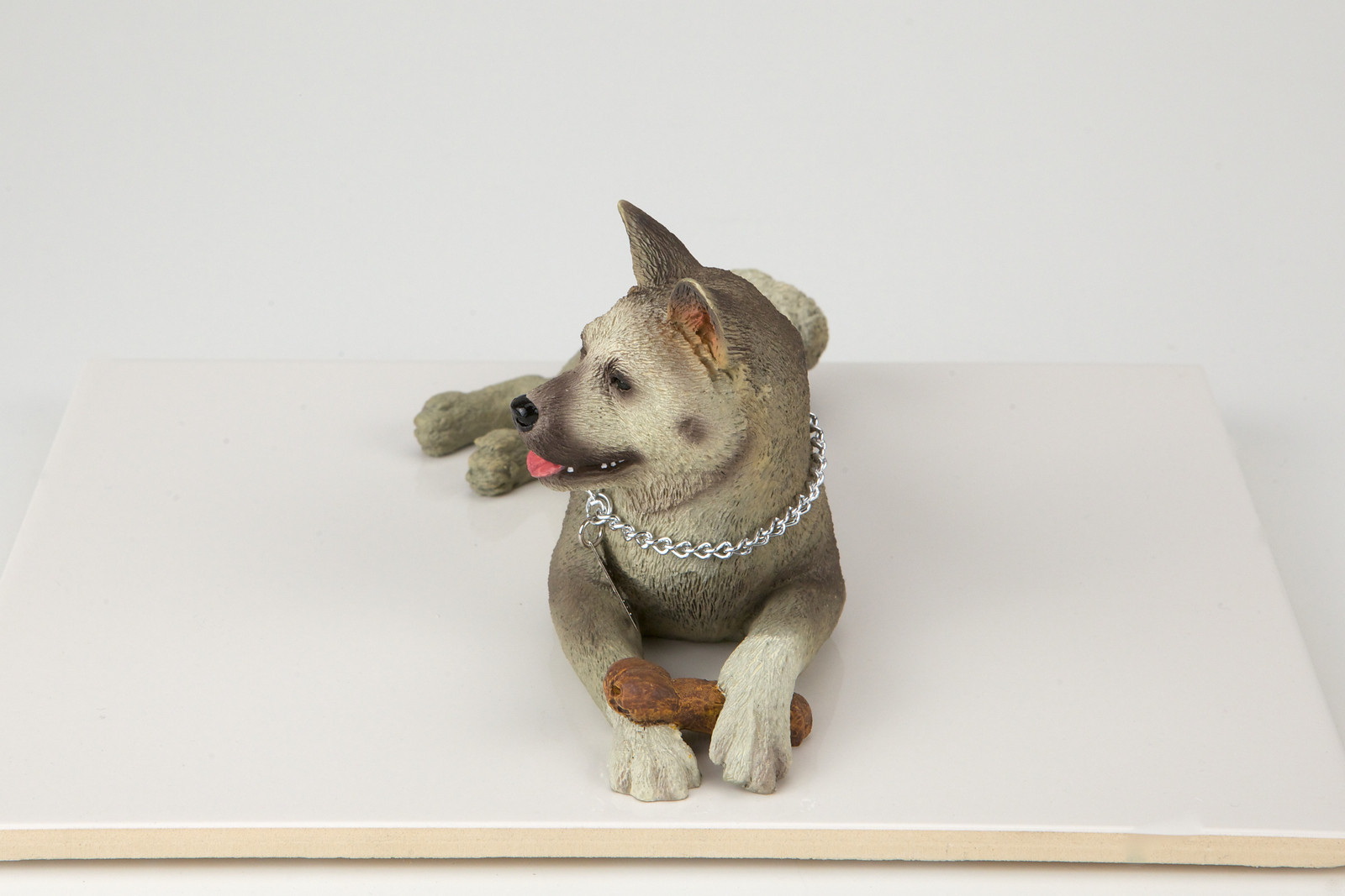 Akita Gray Pet Funeral Cremation Urn Available in 3 Different Colors & 4 Sizes