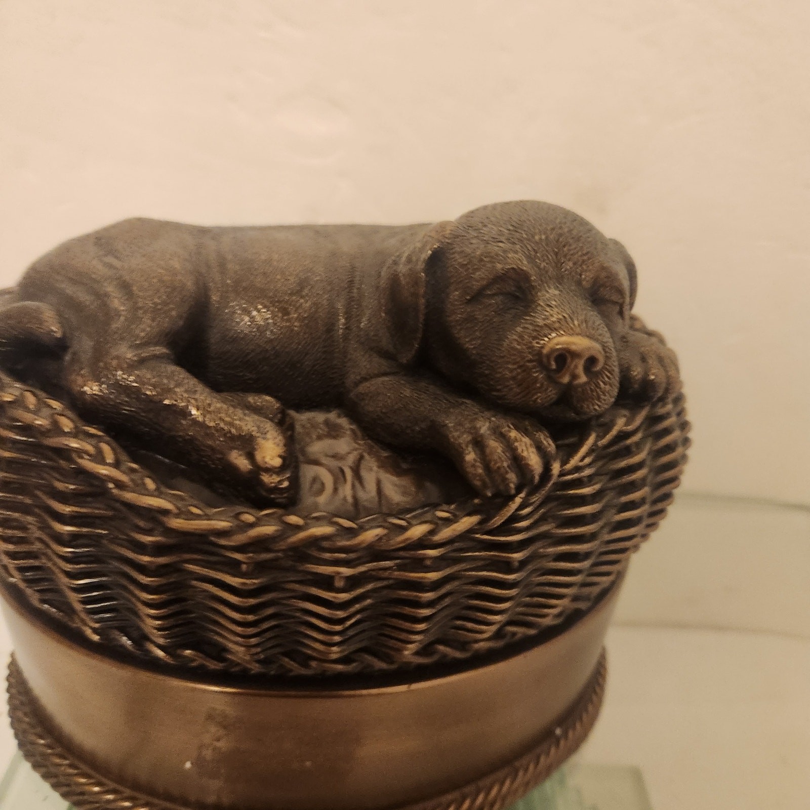 Labrador Pet Memorial Dog Sleeping In Basket Cremation Urn 6 Inch Long