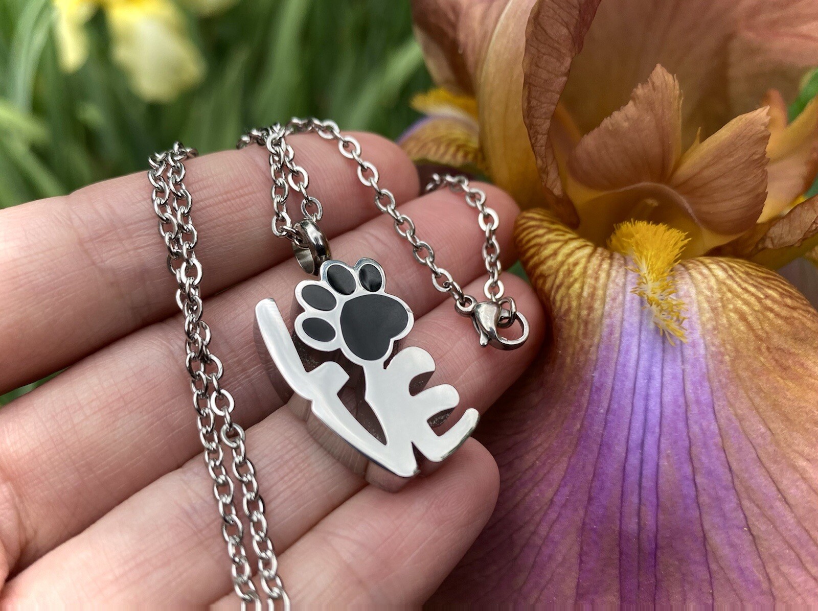 Pet Cremation Necklace Urn LOVE Paw Print Holds Ash Dog Cat Ash Ladies Men Gift