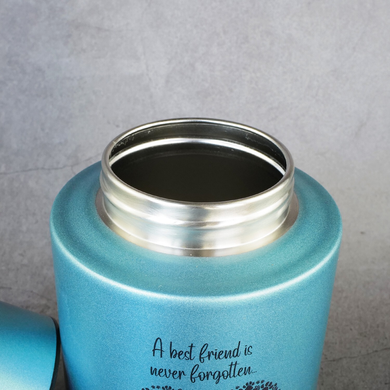Pet Cremation Urns for Dogs Cats Ashes, Up to 60 lbs Memorial Keepsake Urns