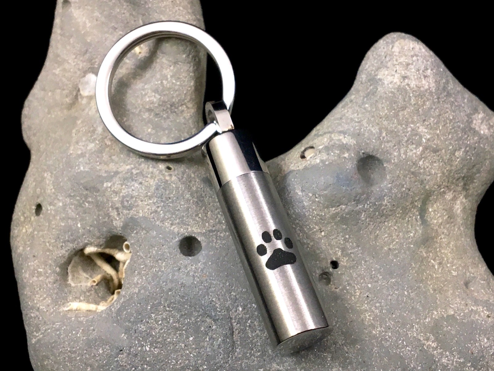 Men’s Pet Cremation Necklace Pendant Urn for Ashes LARGE Vial Paw Print Dog Cat
