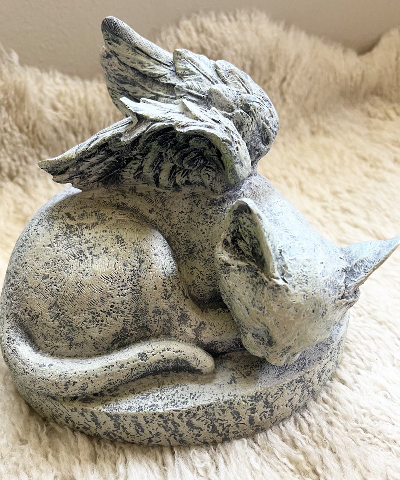 Sleeping Cat Angel with Wings Memorial Statue Plague Marker Figurine Pet Memory