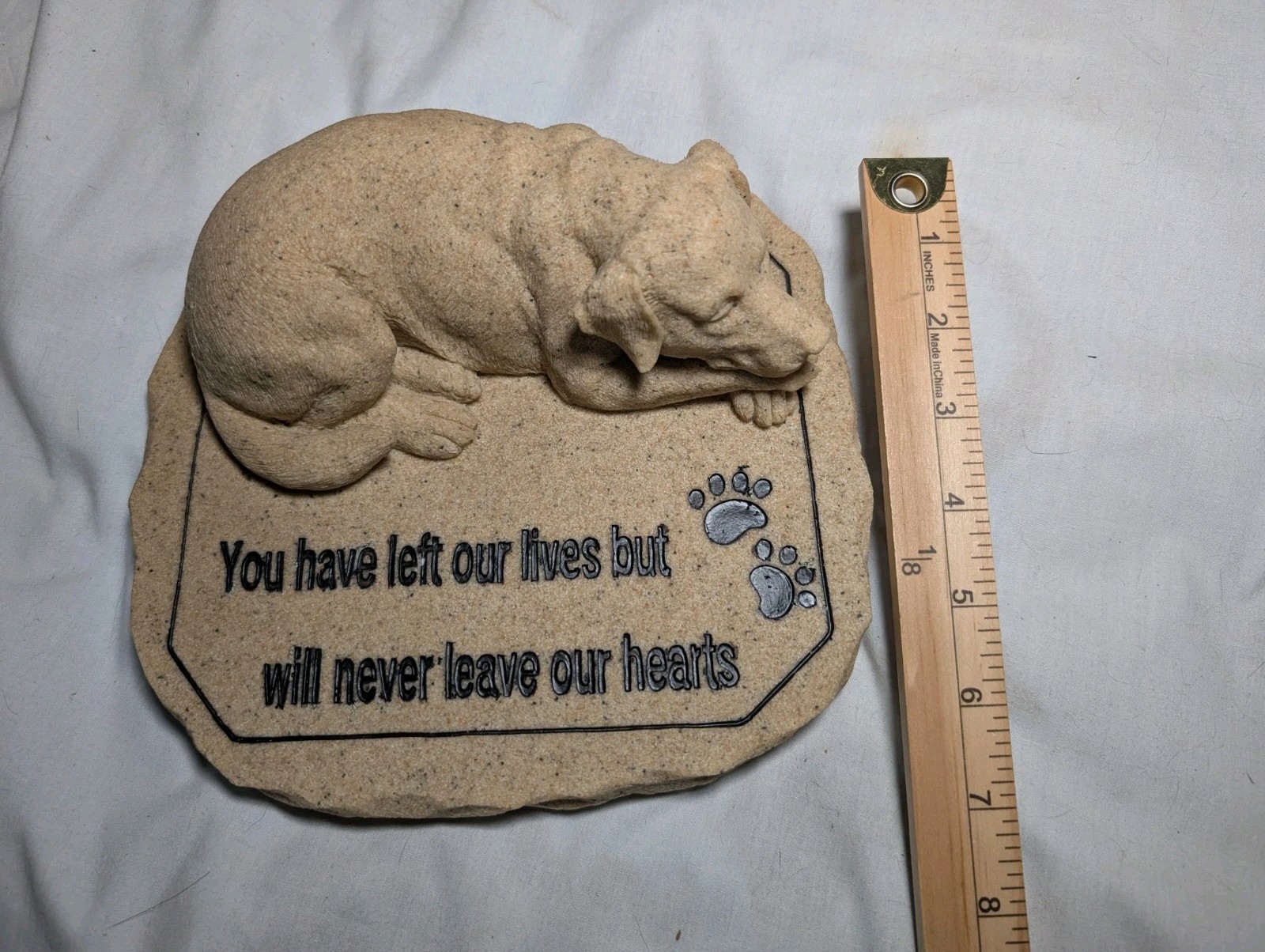 PET DOG Memorial Stone PAW PRINTS Free Standing Remembrance 3D Brown Plaque
